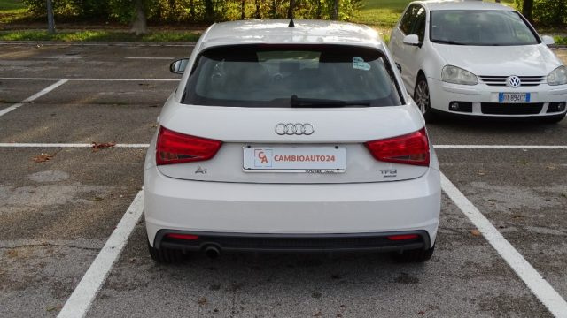 AUDI A1 usata, con Autoradio