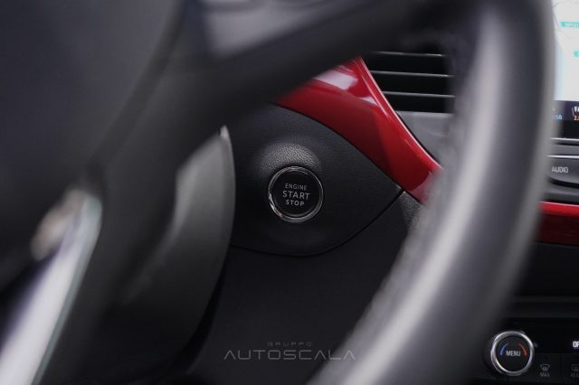 OPEL Crossland usata, con Volante multifunzione