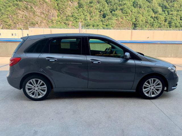 MERCEDES-BENZ B 200 usata, con Alzacristalli elettrici