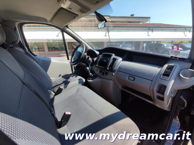OPEL Vivaro usata 9