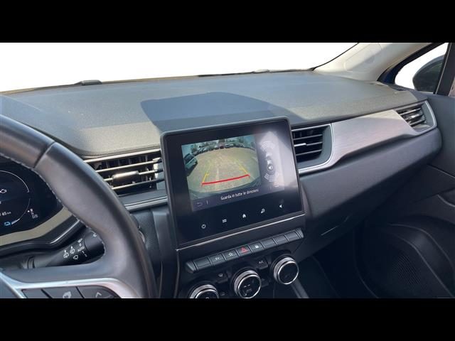 RENAULT Captur usata, con Bracciolo