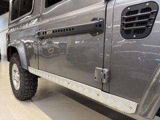 LAND ROVER Defender usata 10