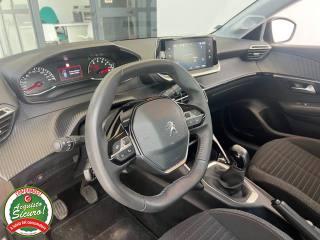 PEUGEOT 208 usata, con Boardcomputer