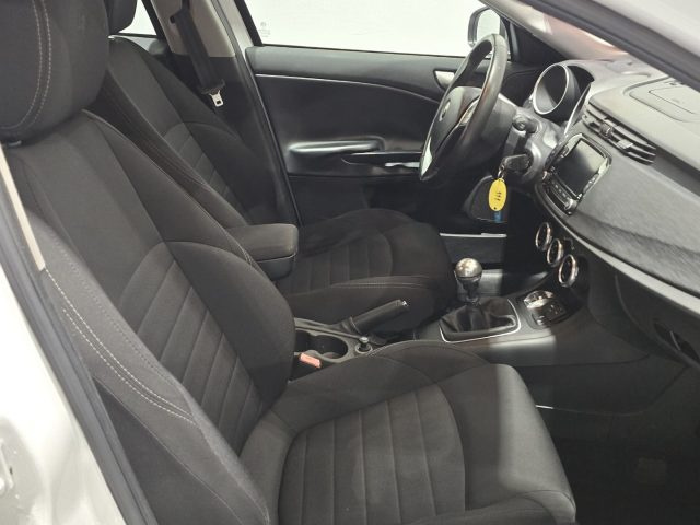 ALFA ROMEO Giulietta usata, con Airbag testa