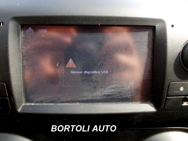 FIAT Fiorino usata, con USB