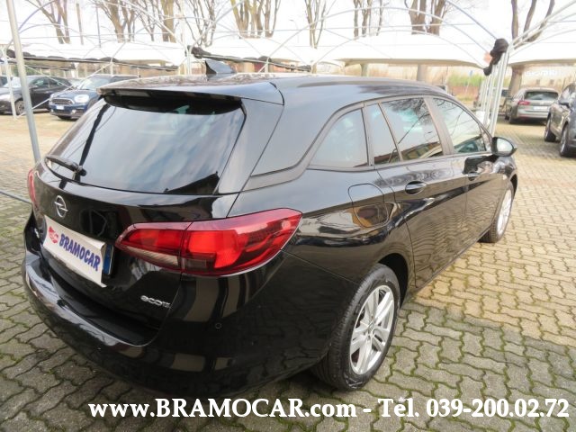 OPEL Astra usata, con Autoradio