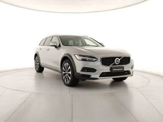 VOLVO V90 Cross Country usata, con Autoradio