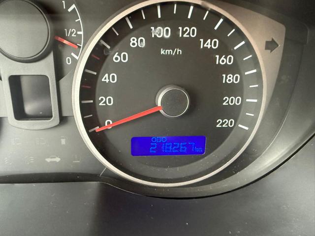 HYUNDAI i20 usata, con Autoradio