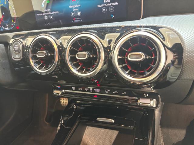 MERCEDES-BENZ A 35 AMG usata, con Climatizzatore