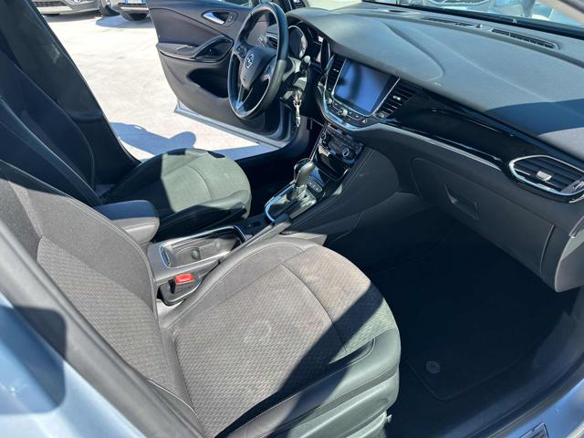 OPEL Astra usata, con Volante in pelle