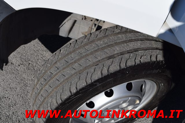 PEUGEOT Boxer usata 19