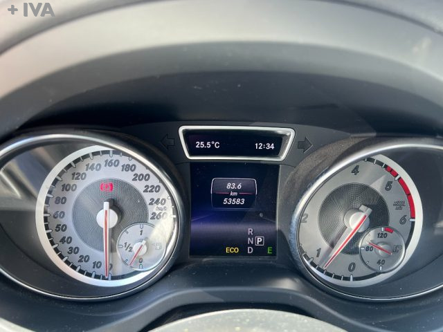 MERCEDES-BENZ GLA 220 usata 29