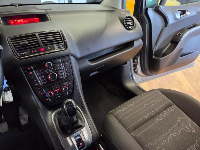 OPEL Meriva usata, con Controllo automatico clima