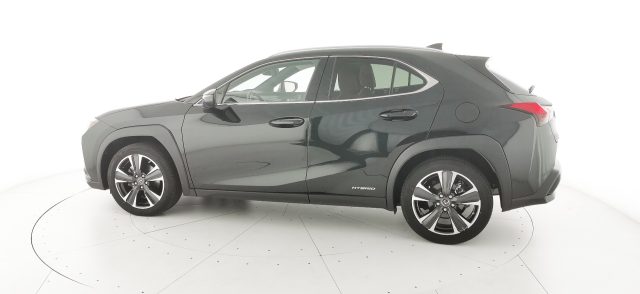 LEXUS UX 250h usata, con Vivavoce