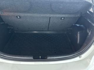 TOYOTA Yaris usata, con Boardcomputer