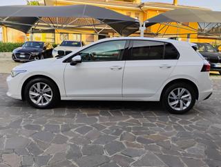 VOLKSWAGEN Golf usata, con Autoradio