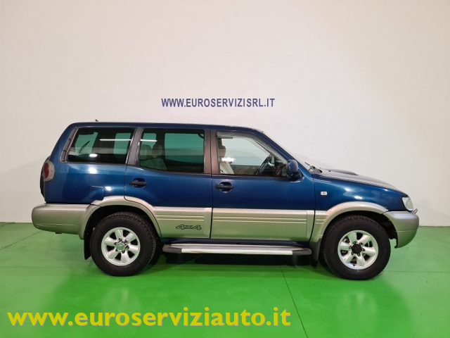 NISSAN Terrano II usata, con Airbag