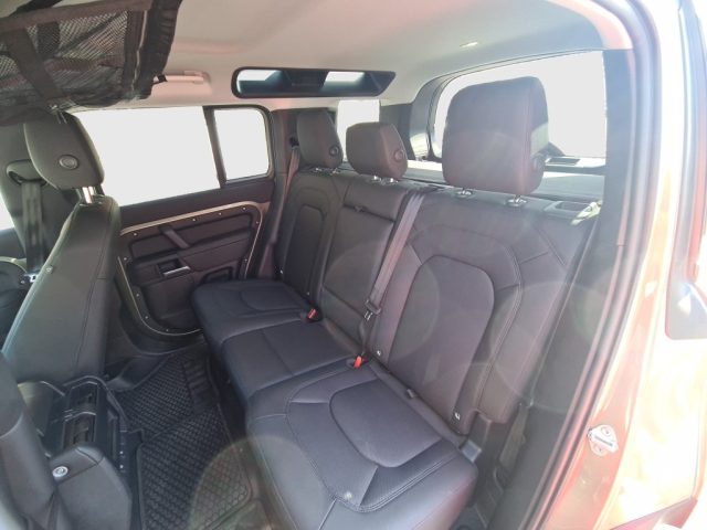 LAND ROVER Defender usata, con Interni in pelle