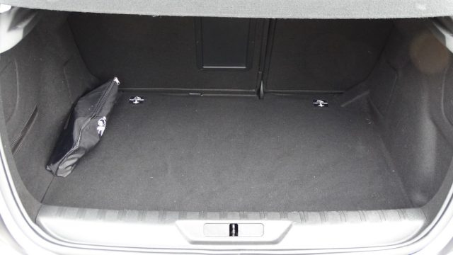 PEUGEOT 308 usata, con Cruise Control