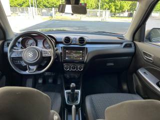 SUZUKI Swift usata, con Autoradio