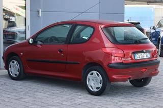 PEUGEOT 206 usata, con Alzacristalli elettrici