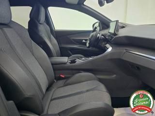 PEUGEOT 3008 usata, con Sedili sportivi