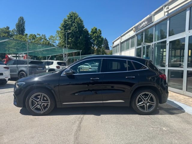 MERCEDES-BENZ GLA 200 usata, con Cerchi in lega