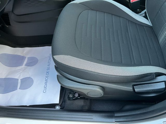 HYUNDAI i10 usata 29