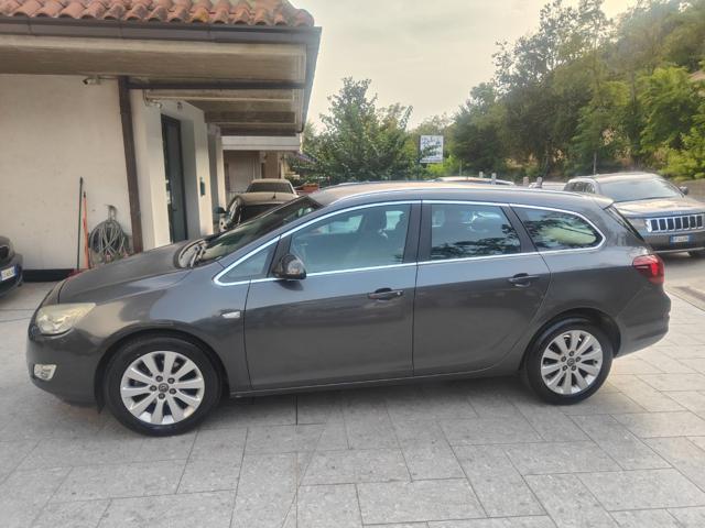 OPEL Astra usata, con Cruise Control