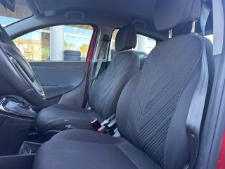 LANCIA Ypsilon usata, con Autoradio