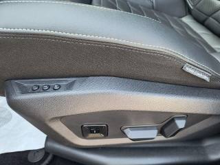 PEUGEOT 3008 usata, con Autoradio digitale