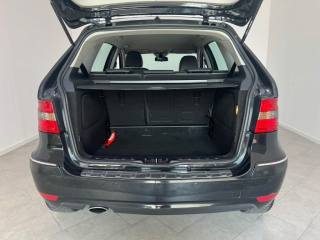 MERCEDES-BENZ B 180 usata 12