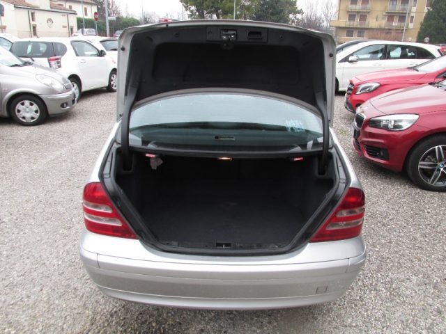MERCEDES-BENZ C 200 usata 46