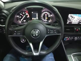 ALFA ROMEO Giulia usata, con Luci diurne