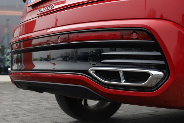 VOLKSWAGEN Taigo usata, con USB