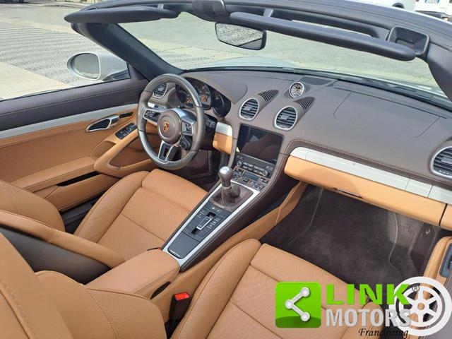 PORSCHE 718 Spyder usata 27