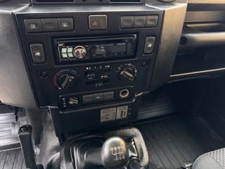 LAND ROVER Defender usata, con Servosterzo