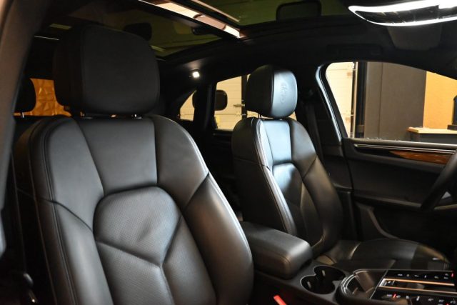 PORSCHE Macan usata 40