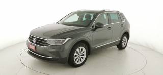 VOLKSWAGEN Tiguan usata, con Airbag laterali