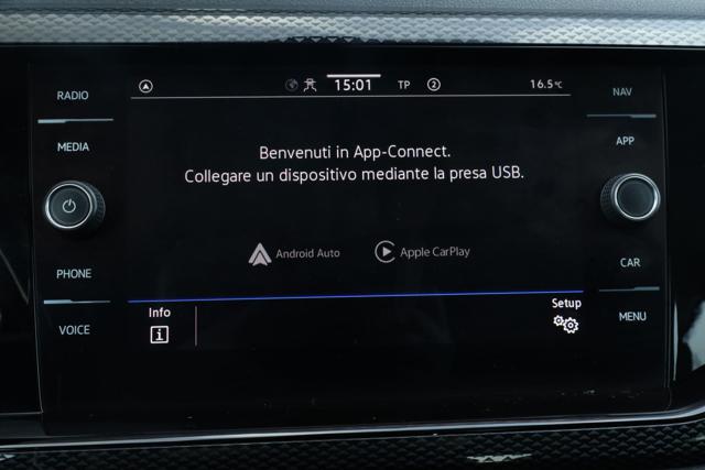 VOLKSWAGEN Taigo usata 60