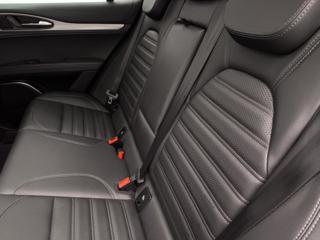 ALFA ROMEO Stelvio usata, con Regolazione elettrica sedili
