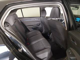 VOLKSWAGEN Golf usata, con Touch screen