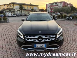 MERCEDES-BENZ GLA 200 usata, con Bracciolo