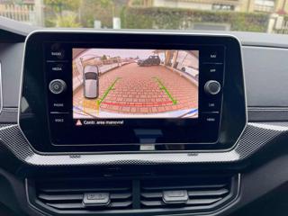 VOLKSWAGEN T-Cross usata, con USB