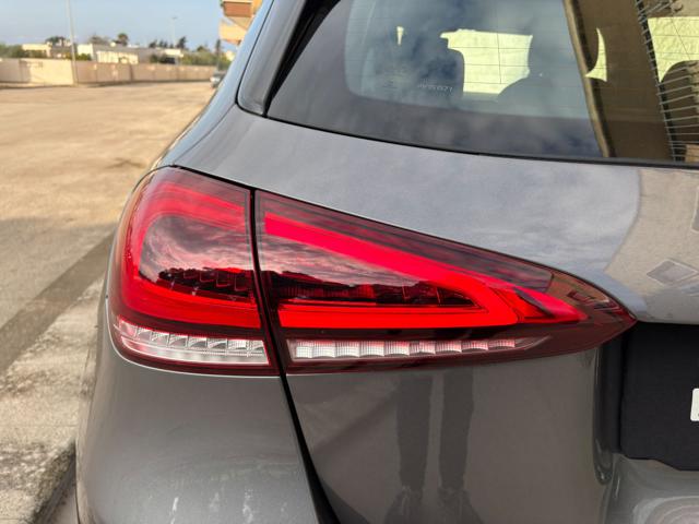 MERCEDES-BENZ A 180 usata, con Chiusura centralizzata telecomandata