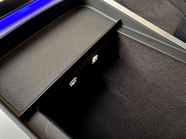AUDI Q8 usata, con USB