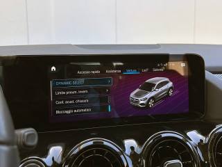 MERCEDES-BENZ GLA 200 usata, con Touch screen