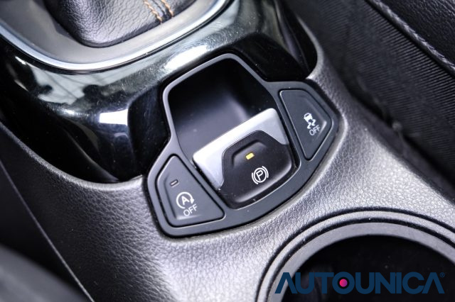 JEEP Compass usata, con Portellone posteriore elettrico