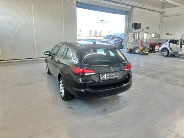 OPEL Astra usata, con Chiusura centralizzata
