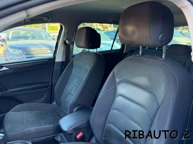 VOLKSWAGEN Tiguan usata, con Park Distance Control